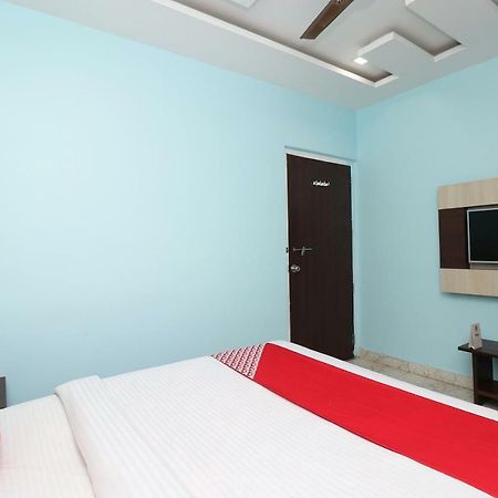 Oyo 27750 Bhagwati Residency Hotel Mirzapur Ngoại thất bức ảnh
