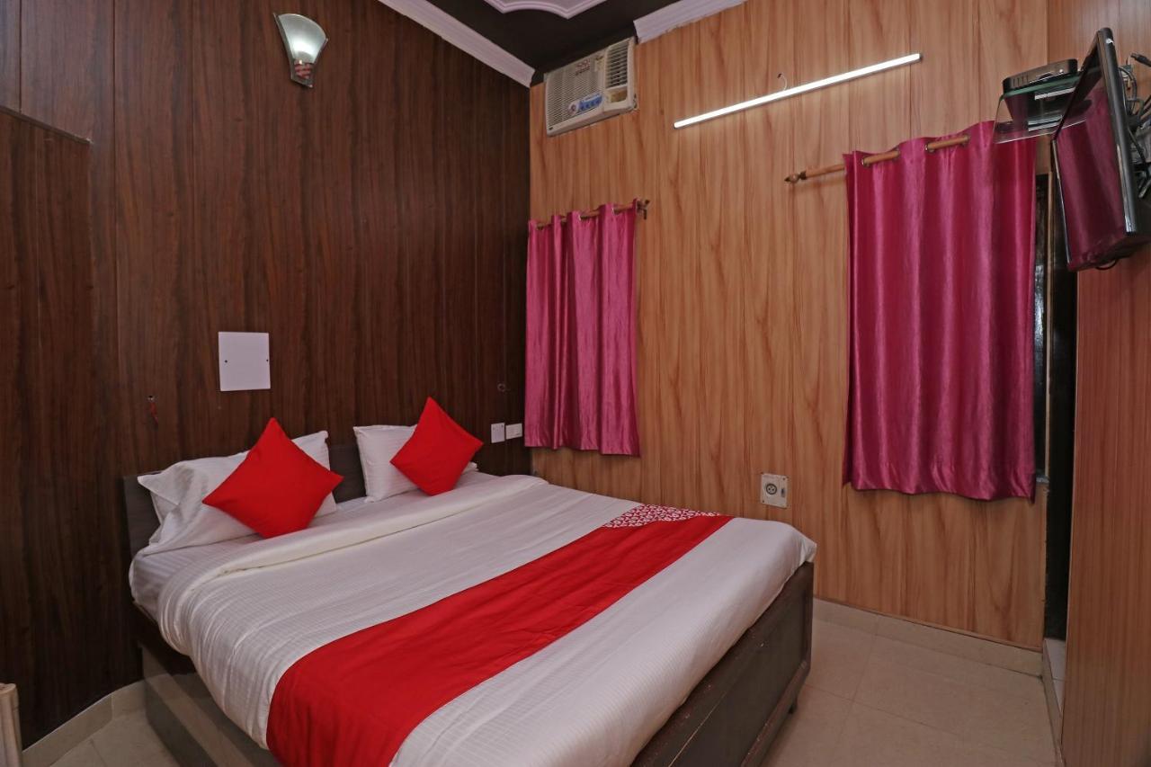 Oyo 27750 Bhagwati Residency Hotel Mirzapur Ngoại thất bức ảnh