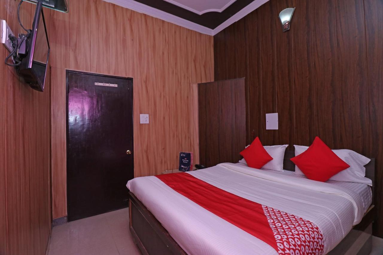 Oyo 27750 Bhagwati Residency Hotel Mirzapur Ngoại thất bức ảnh