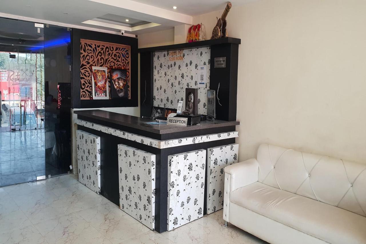 Oyo 27750 Bhagwati Residency Hotel Mirzapur Ngoại thất bức ảnh