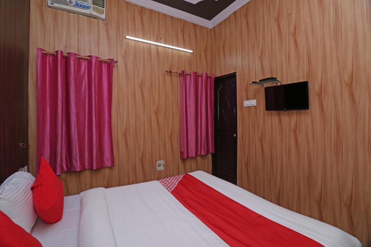 Oyo 27750 Bhagwati Residency Hotel Mirzapur Ngoại thất bức ảnh