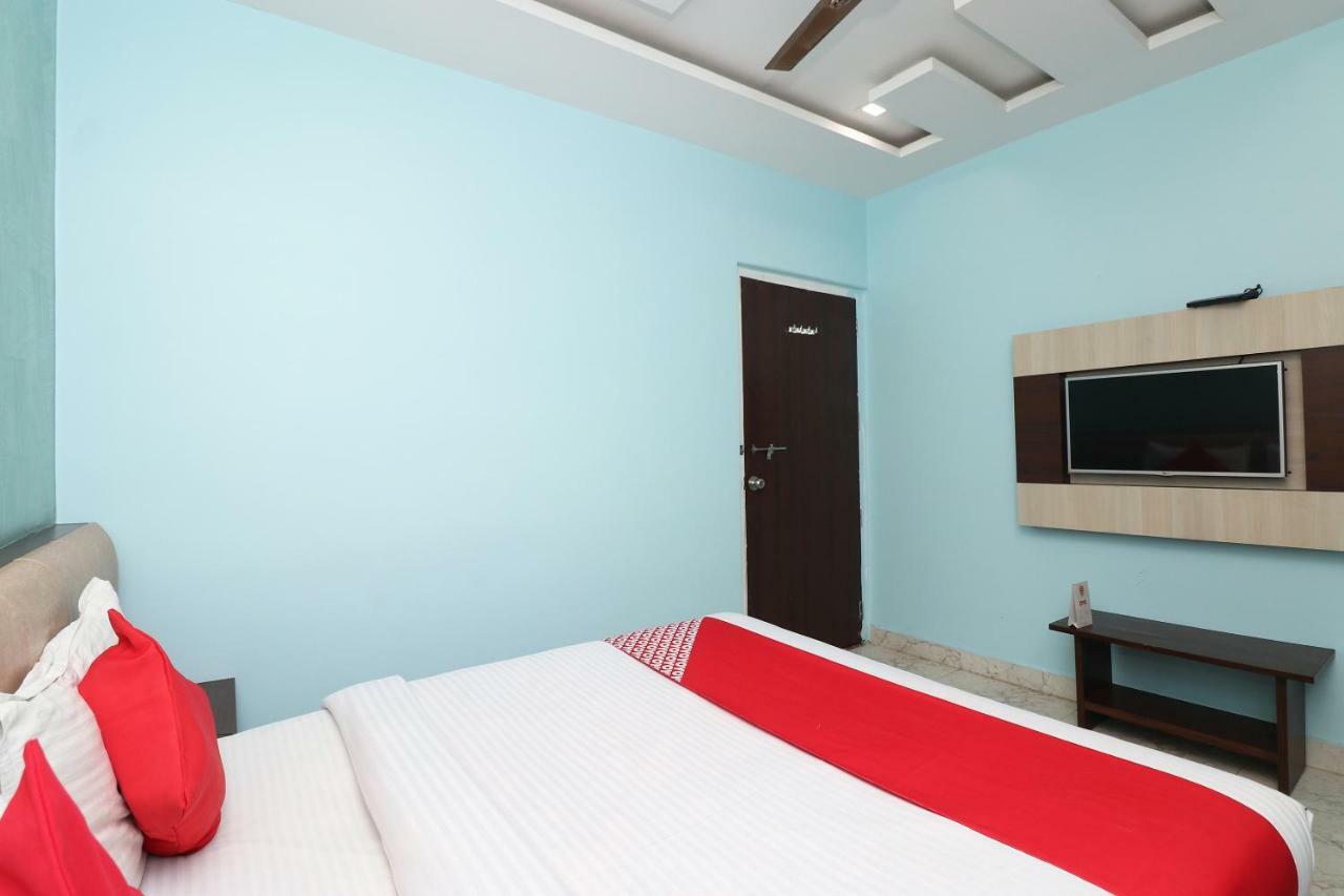 Oyo 27750 Bhagwati Residency Hotel Mirzapur Ngoại thất bức ảnh
