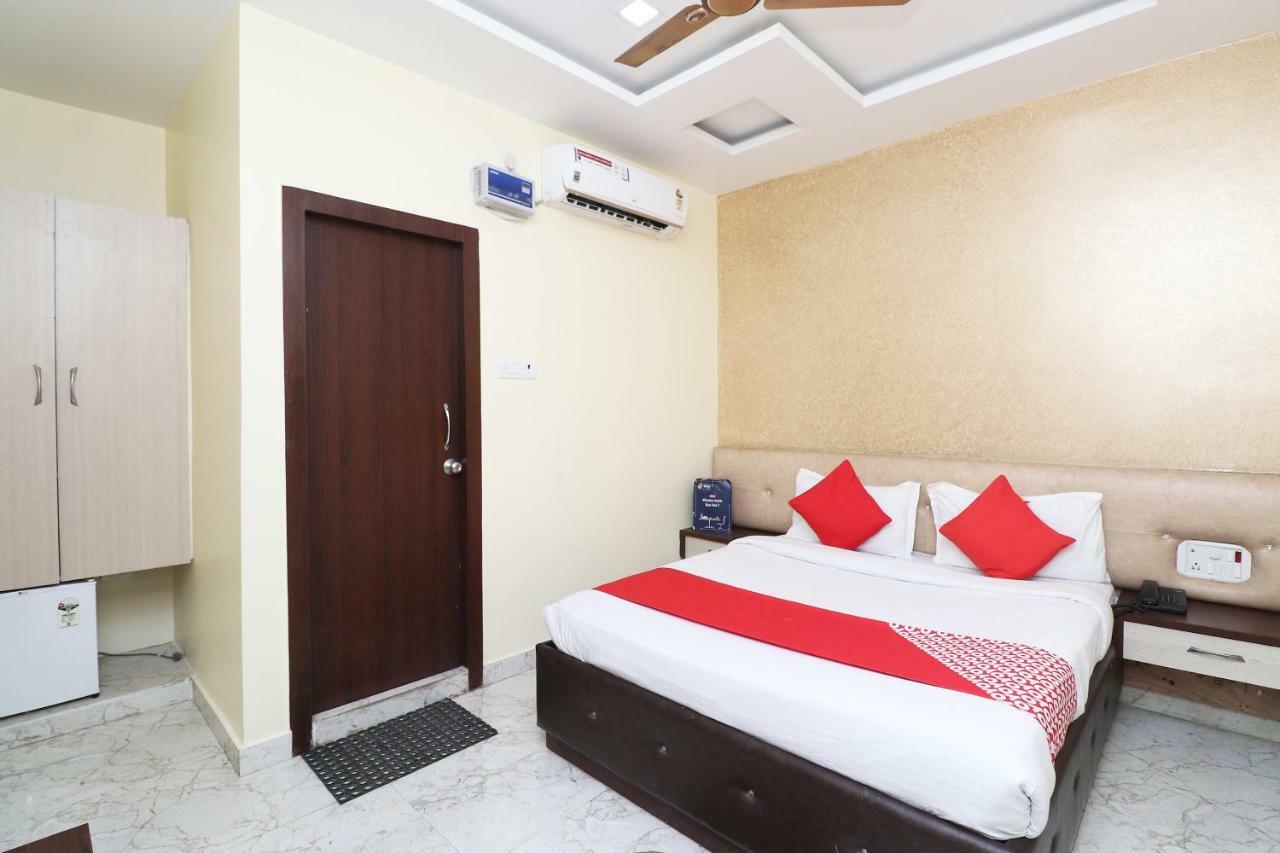 Oyo 27750 Bhagwati Residency Hotel Mirzapur Ngoại thất bức ảnh